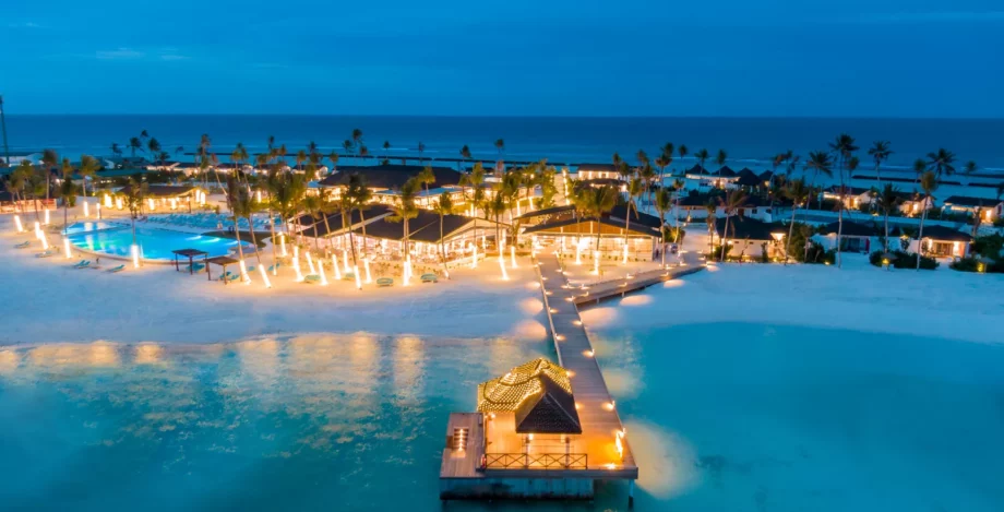 Hotel de nuit aux Maldives dans l'atoll de Malé nord